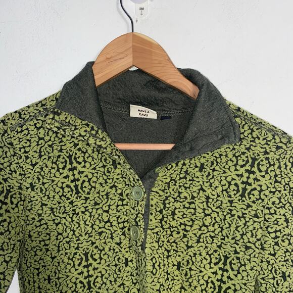 KAVU Pullover Top S Green Black Thumbholes Hiking Outdoor Layer Casual Trailwear - Picture 2 of 8